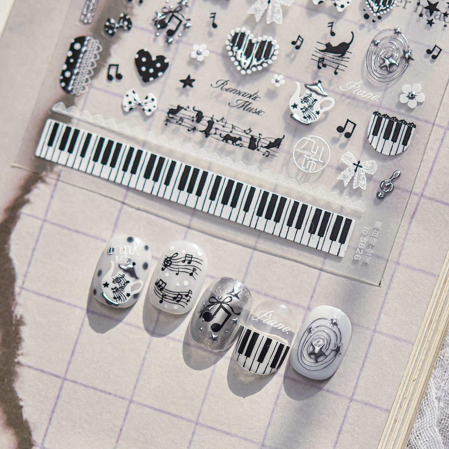 Black White Music 5D Nail Stic - Musical Instrument Images recension och pris